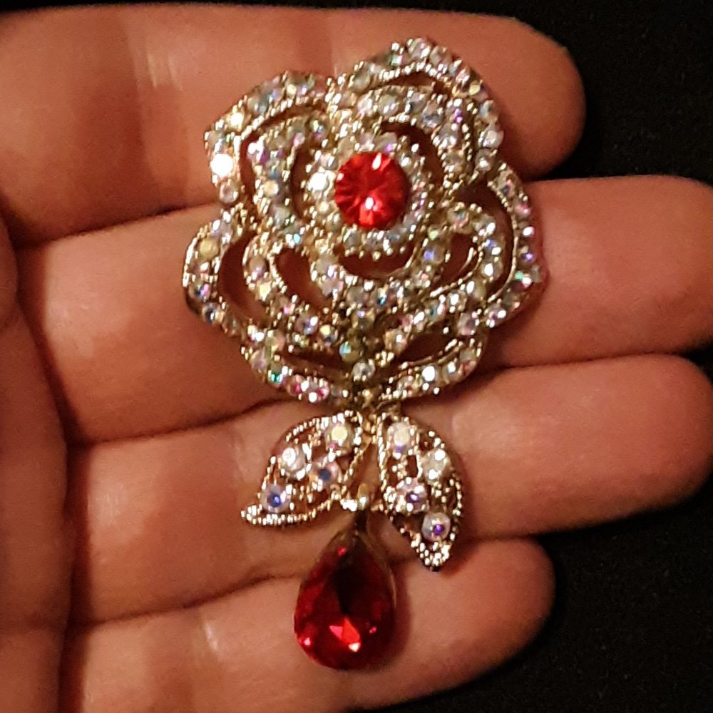 Golden ROSE Red JEWELS Rhinestone Flower Brooch - Picture 3 of 6